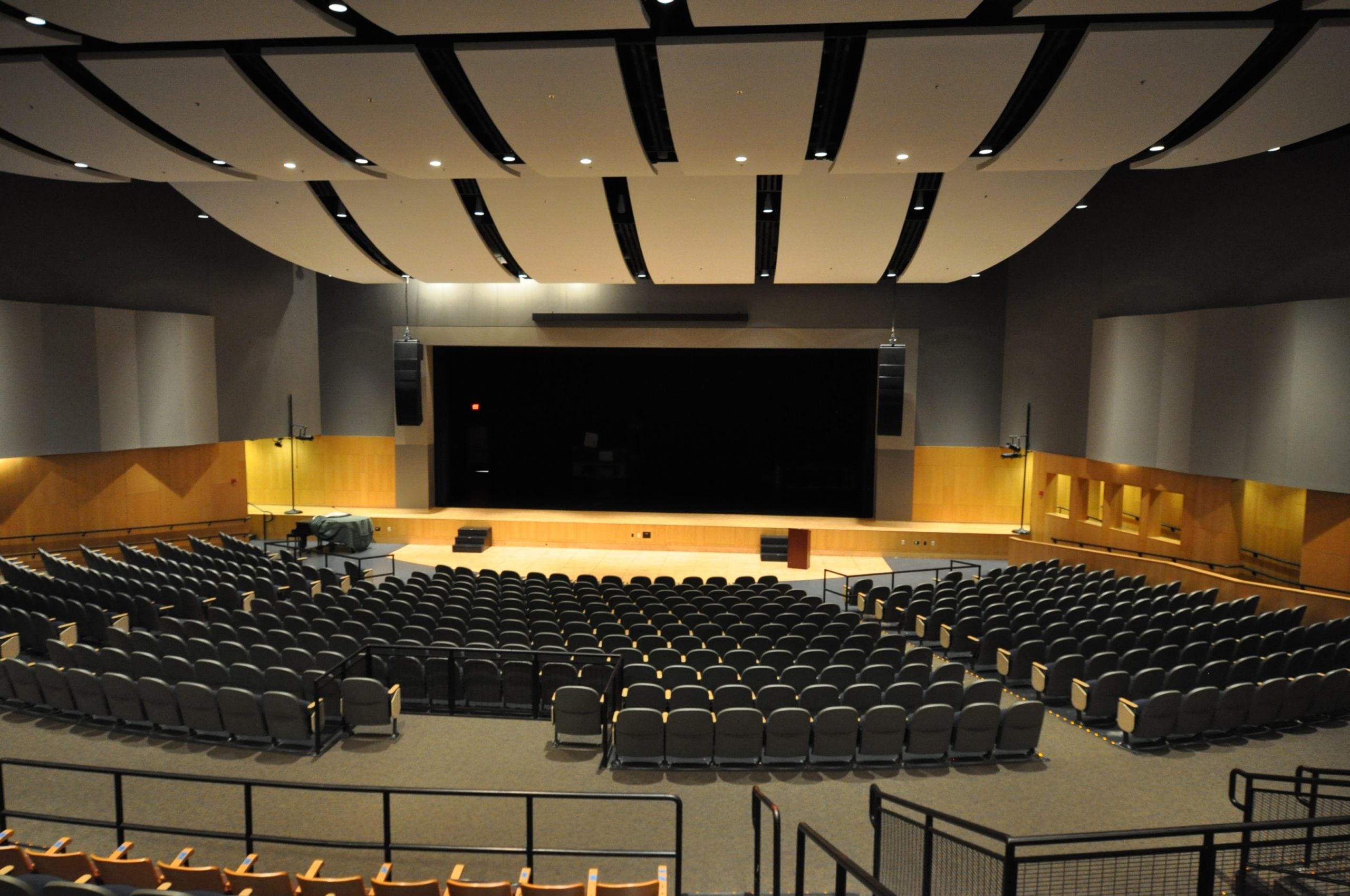 High School Auditorium - Pro AV System Integrators